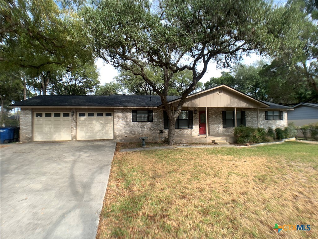 Primary Photo - 826 Timber Dr