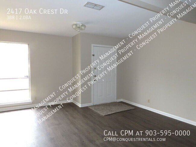 Building Photo - 2417 Oak Crest Dr