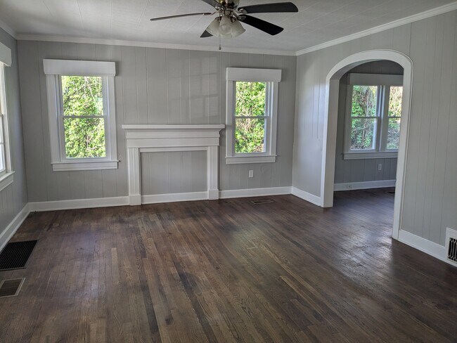 Foto del edificio - 307 Tusculum Blvd