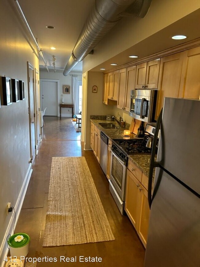 Building Photo - 1 br, 1 bath House - 3511 Butler Street Fl...