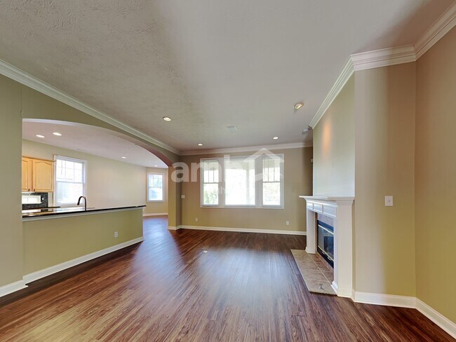 Building Photo - 13592 Ashbury Dr
