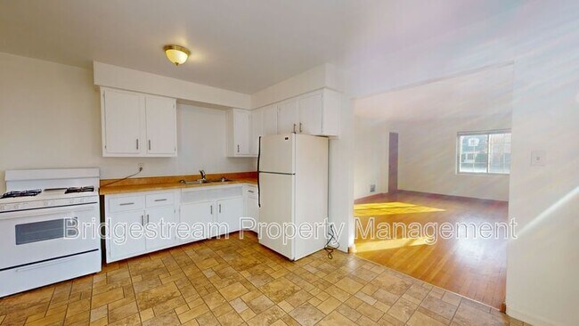 Foto del edificio - 1413 Old Ln Ave