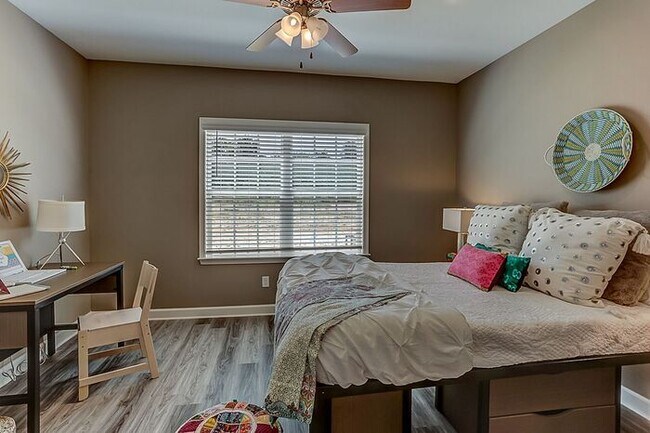 Foto del edificio - Shared Housing Experience in Memphis -> @t...