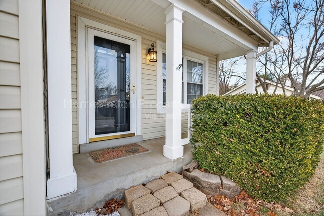 Building Photo - 1105 Treetop Village Dr