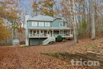 Building Photo - 117 Jay Wood Dr