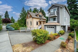 Building Photo - 8532 Ashworth Ave N