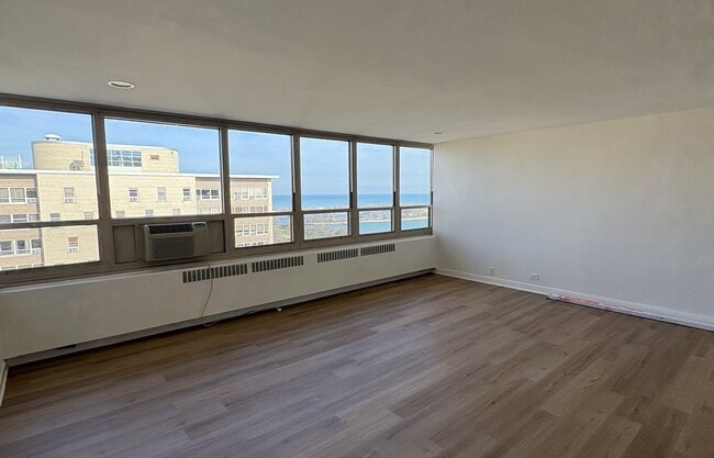 Foto del edificio - 3950 N Lake Shore Dr