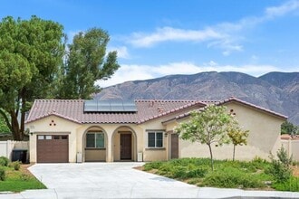 Building Photo - 475 Camellia Way