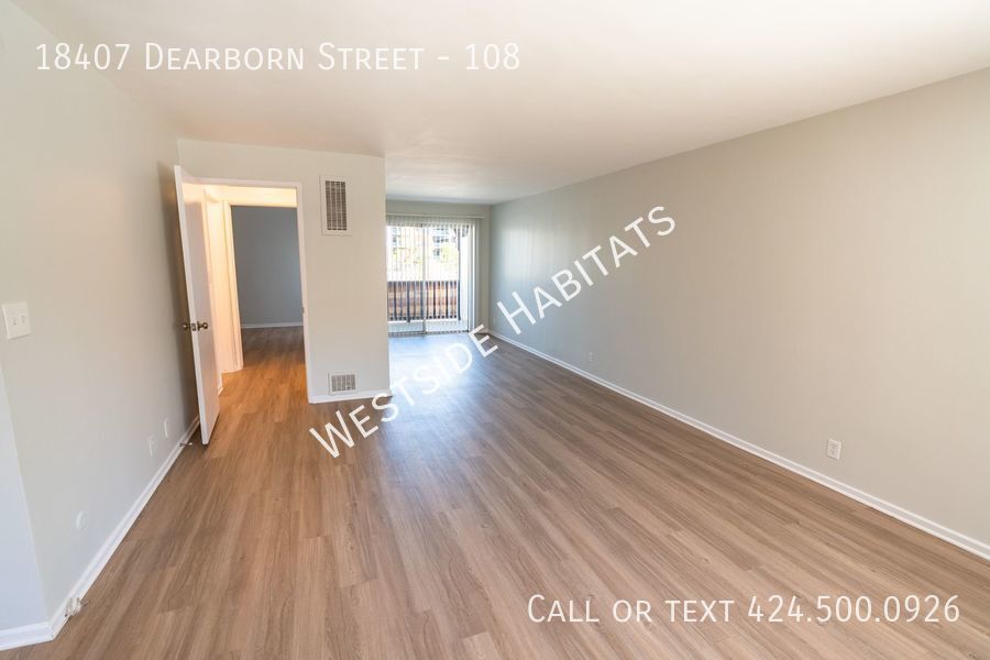 Primary Photo - 18407 Dearborn - Gorgeous, fully renovated...