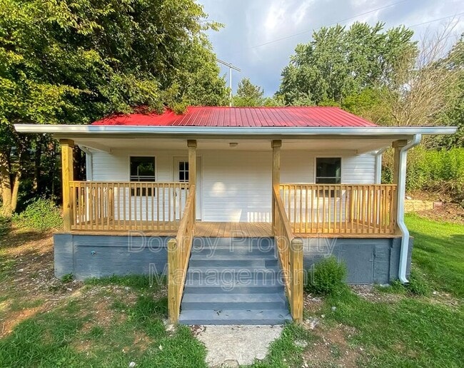 Building Photo - 1123 Lang St SE