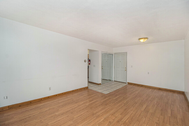 Building Photo - 1201 Greenwood Ave