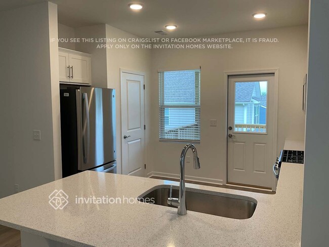 Foto del edificio - 300 Deacon Ln