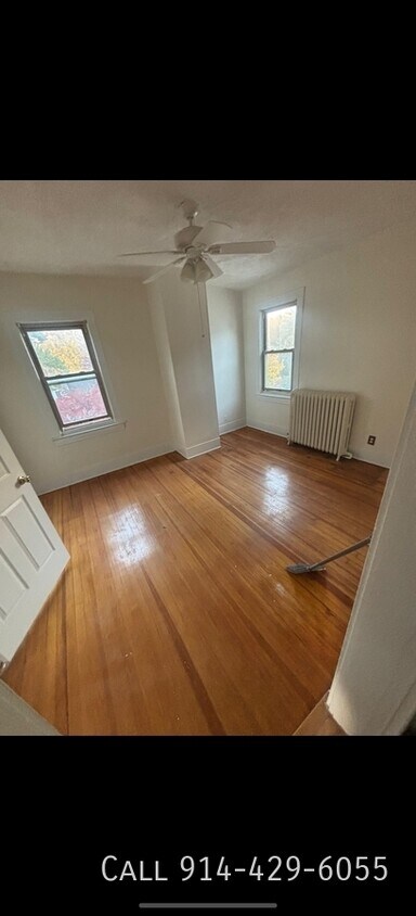 Foto principal - 383 Ashford Ave