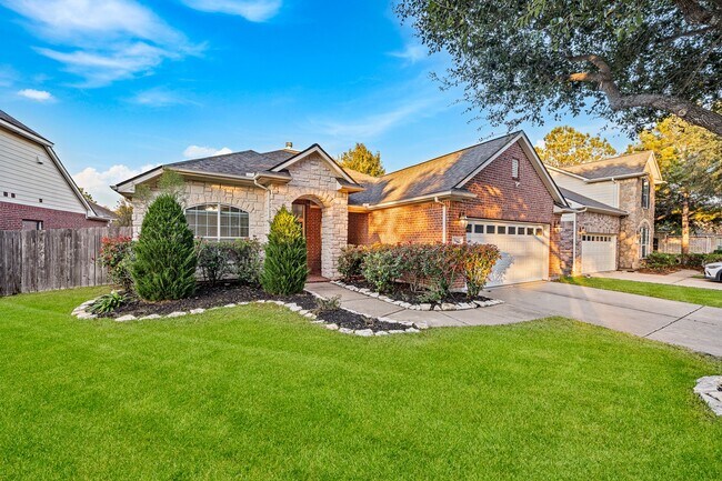 Foto del edificio - 5123 Shadow Breeze Ln