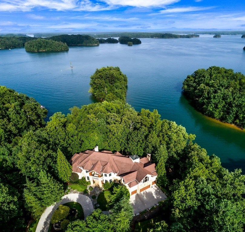 Foto principal - 7415 Breeze Bay Rd