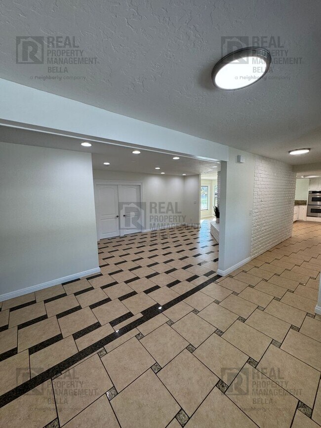 Foto del edificio - 7BR Single-Story Retreat on 2.7+ Acres – Spacious, Sun-Filled Living in Prime Temecula