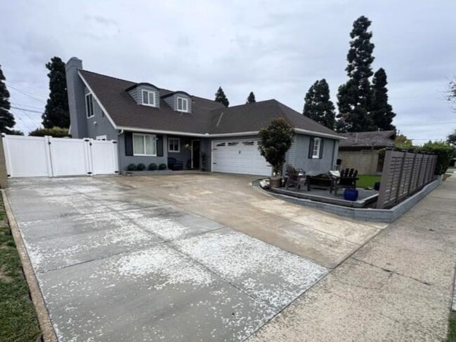 Coming Soon! 5 Bedroom Gorgeous Home in Garden Grove - Coming Soon! 5 Bedroom Gorgeous Home in Garden Grove