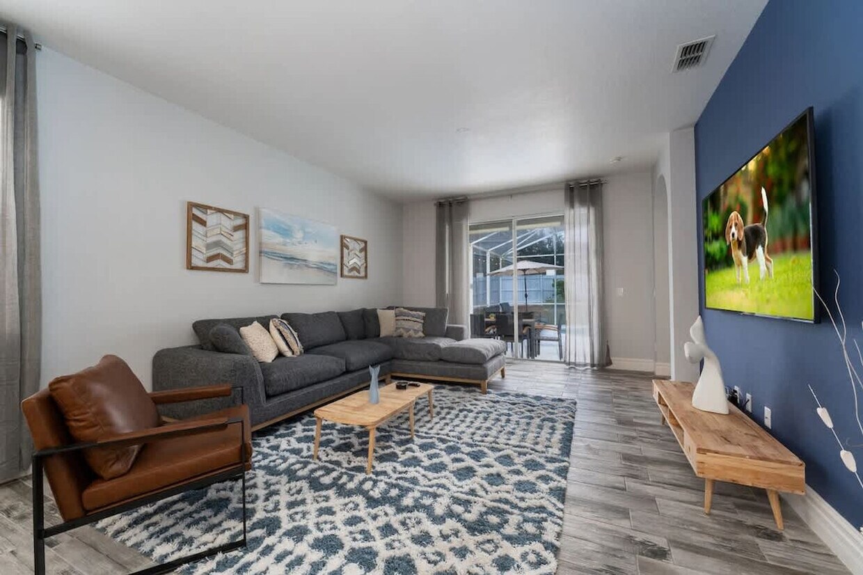 Foto principal - 910 Oxford Dr