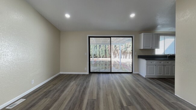 Foto del edificio - 32033 Quartz Ln