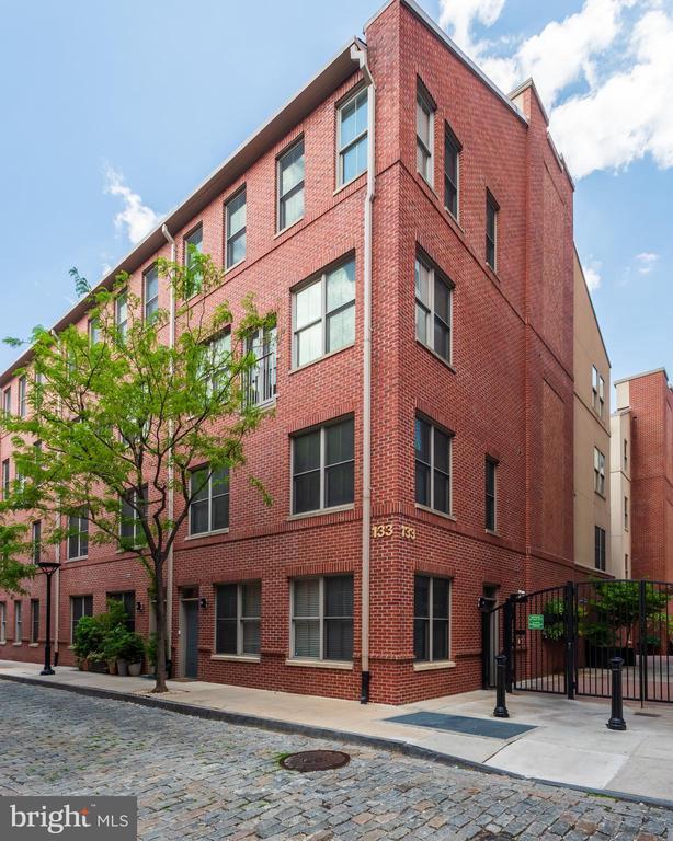 Foto del edificio - 133 N Bread St