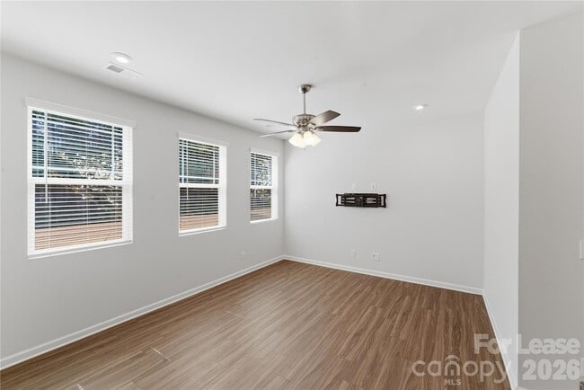 Foto del edificio - 1324 Galloway Rd