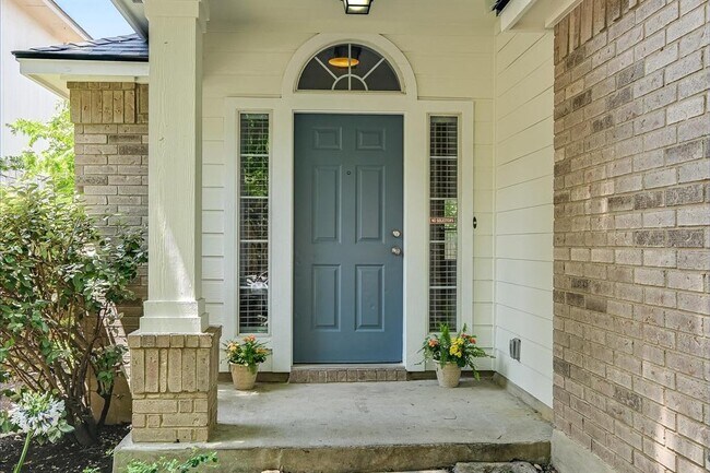 Foto del edificio - 11518 James B Connolly Ln