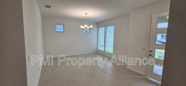 Building Photo - 3149 Voyager Ave