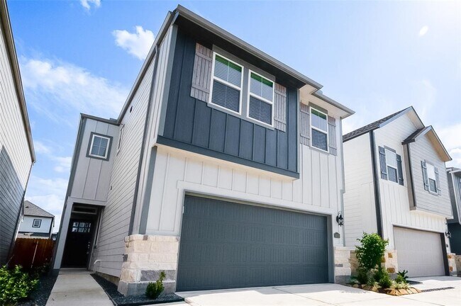 Foto del edificio - 14819 Slow River Ave