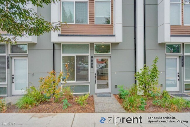 Foto del edificio - 2 br, 2.5 bath Townhome - 945 Northwest 56...
