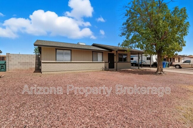 Foto del edificio - 2634 E Billings St