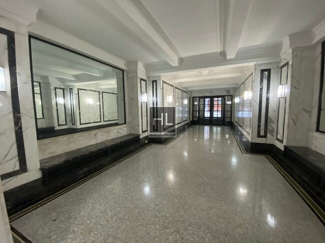 Building Photo - WEST 55 STREET