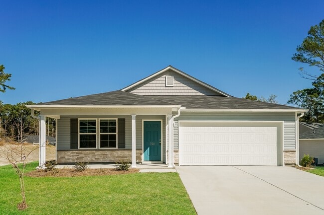 Building Photo - 2498 Provence Dr SE