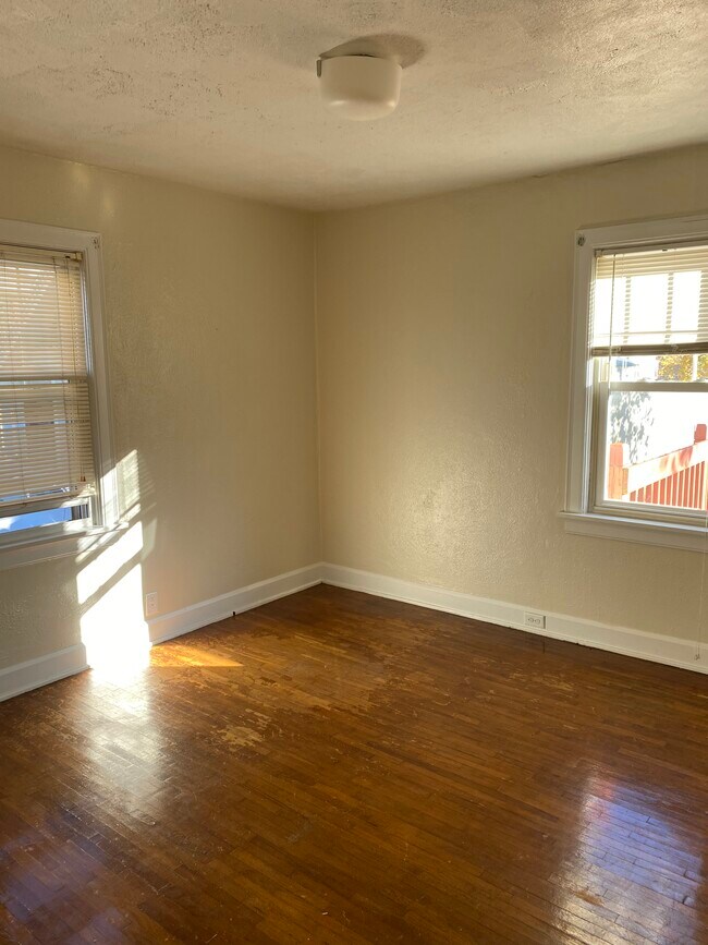 24 Clifton Ave, Mansfield, OH 44907 House Rental in Mansfield, OH