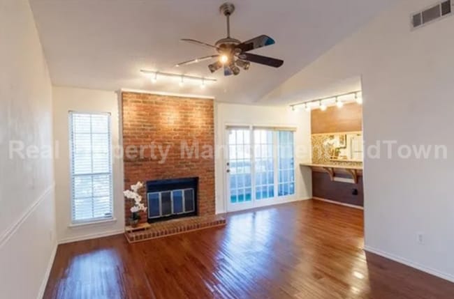 Building Photo - Charming 1-Bedroom, 1-Bathroom Apartment i...