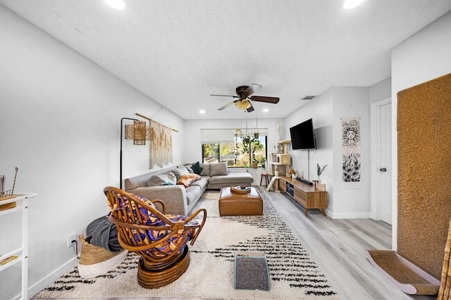 Photo - 11477 NW 39th Ct Apartment