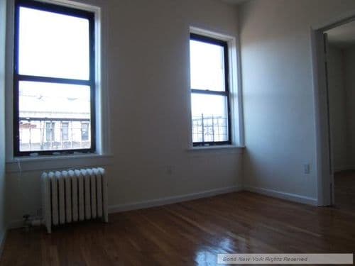 Building Photo - 667 W 177th St