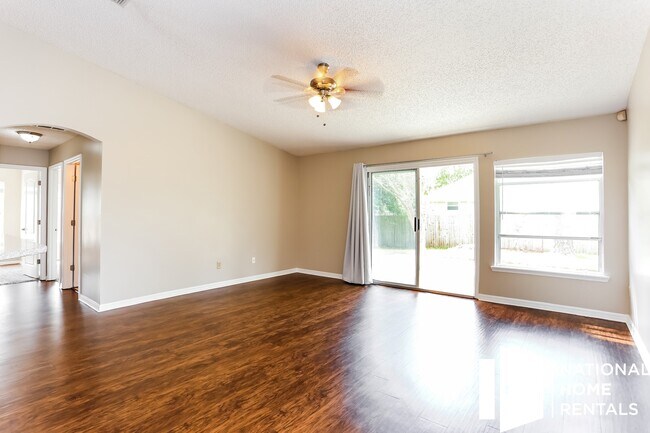 Building Photo - 10316 Wood Dove Way