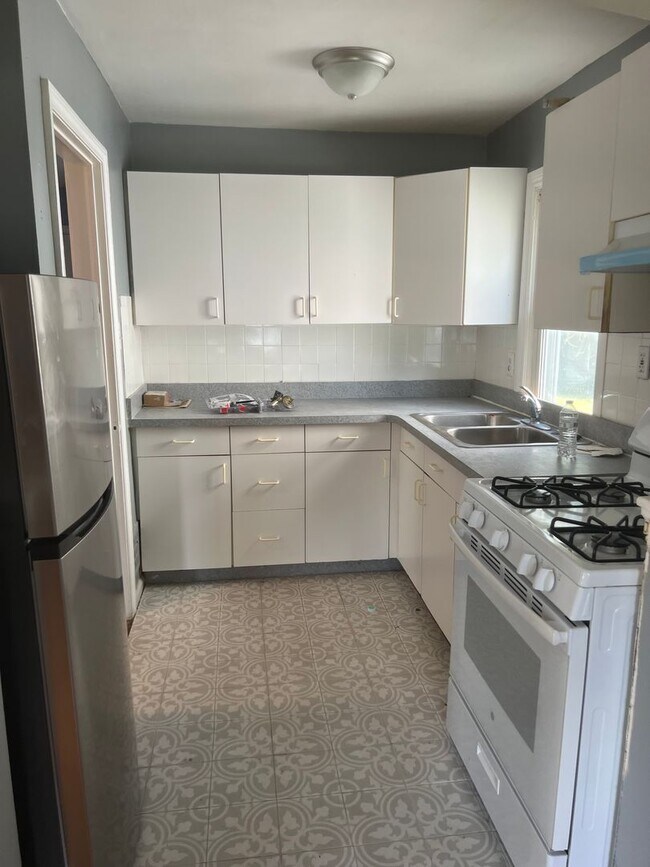 Foto del edificio - 3 bd/1 bath Single Family home