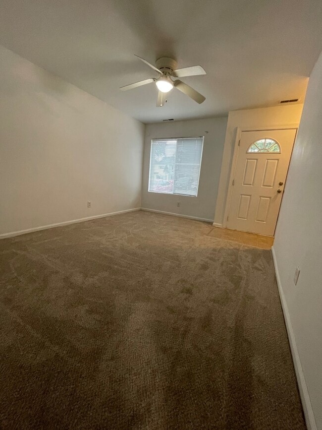 157 Delmar Ln, Newport News, VA 23602 Townhome Rentals in Newport