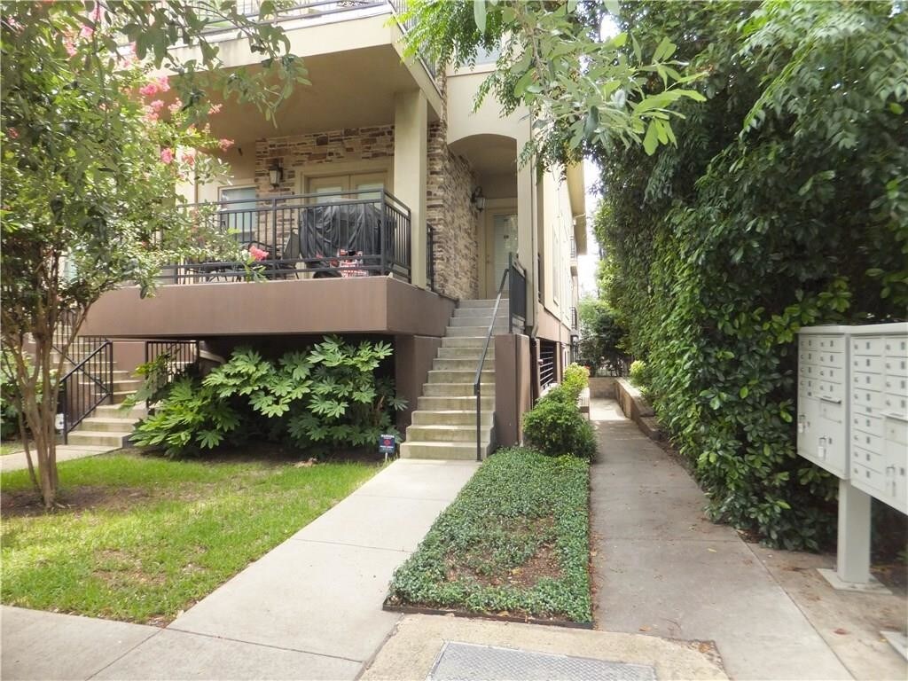 Primary Photo - 4319 Bowser Ave