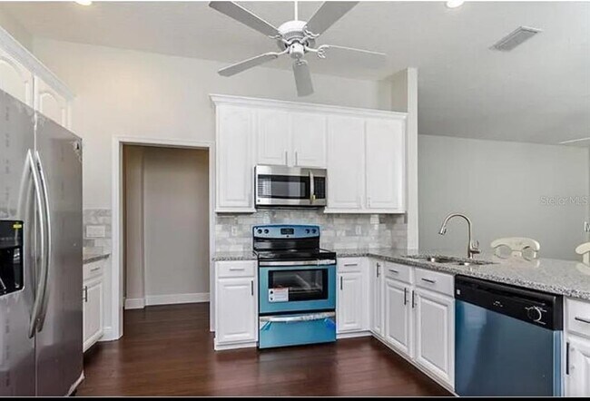 Foto del edificio - 205 Redbud St