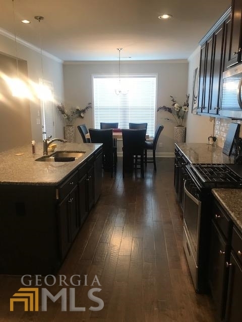 Foto del edificio - 3177 Yorkleigh Ln