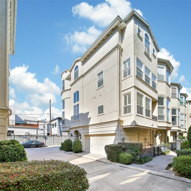 Foto del edificio - 1515 Hyde Park Blvd