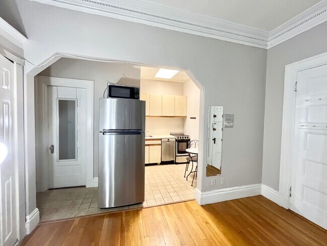 Foto del edificio - 849 Beacon St