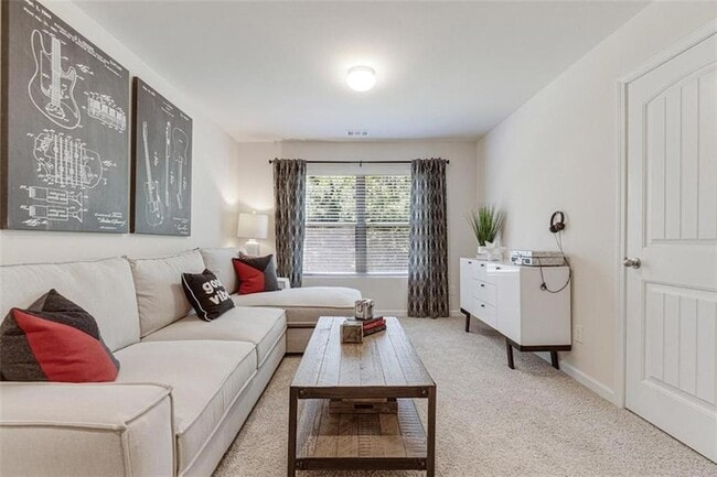 Photo - 105 Whitewood Dr House