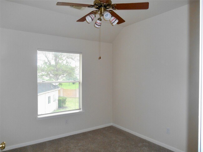 Foto del edificio - 6203 Faulkner Ridge Dr