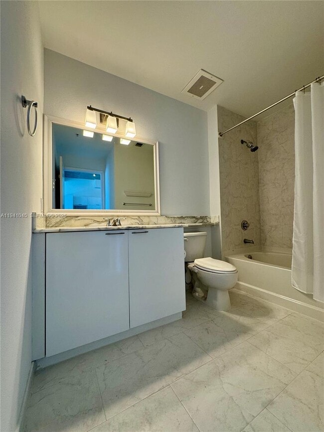 Building Photo - 234 NE 3rd St