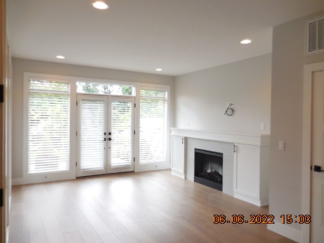 Building Photo - 382 5th St