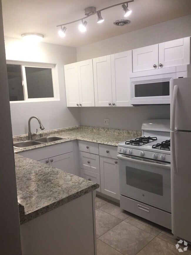 Building Photo - Belli Apartments