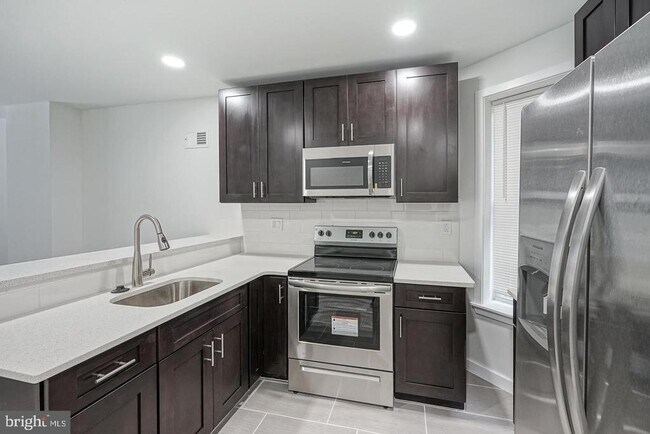 Foto del edificio - 1831 Point Breeze Ave